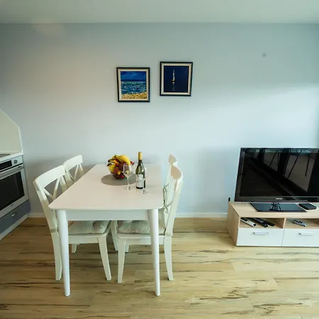 Skyline - Sea View, Pools, Spa&free Parking Varna