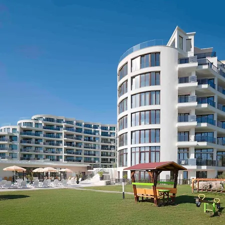 Skyline - Sea View, Pools, Spa&free Parking * Варна